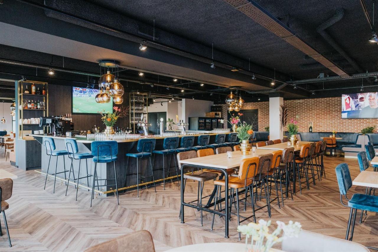 Hotel Sportsbar & Brasserie Dorhout Mees Biddinghuizen Eksteriør bilde